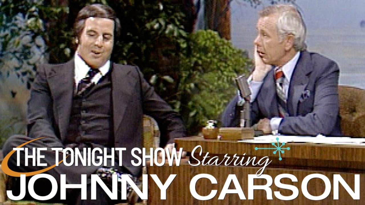 The real Frank Abagnale speaks with Johnny Carson on The Tonight Show in 1978
