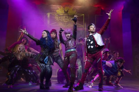 DESCENDANTS Props Package