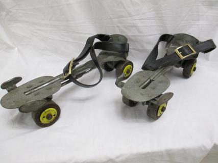 THE DROWSY CHAPERONE - ROLLER SKATES AND OTHER PROPS AVAILABLE FOR RENT