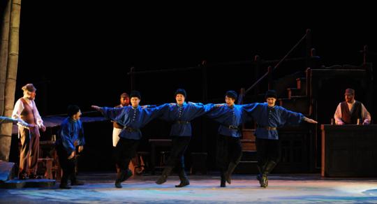 Filichia Features: FIDDLER ON THE ROOF -- in Yiddish, Yet!