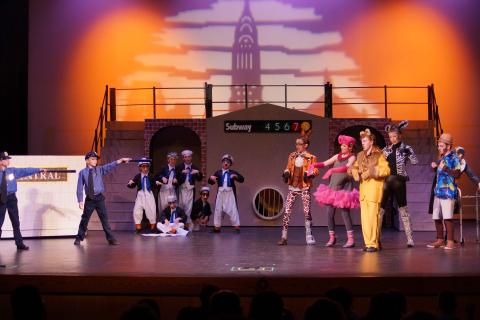 MADAGASCAR Jr - quality costumes for rent