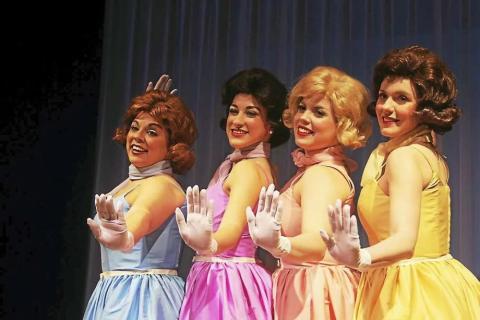 SELLING Taffeta's- DRESSES 